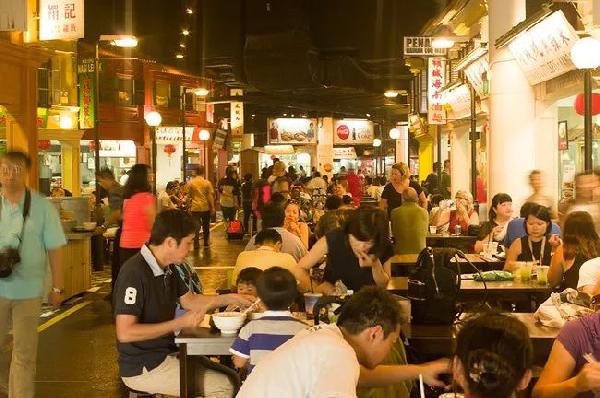 餐飲經營管理：餐廳生意不好的原因有很多，看看你占了幾條